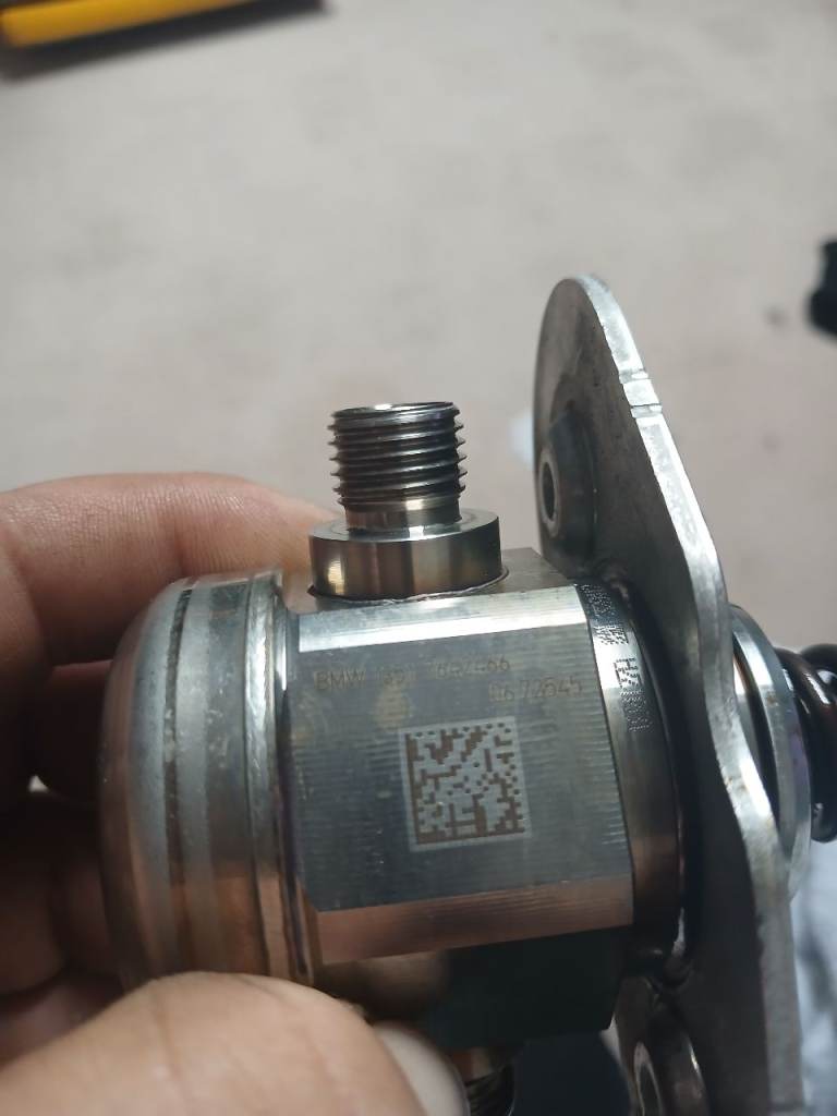 Bmw m140i fuel pump genuine 