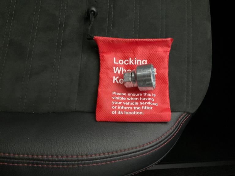 2022 Ford Kuga 2.5 EcoBoost Duratec 14.4kWh ST-Line SUV 5dr Petrol Plug-in Hybrid CVT Euro Suv PE...