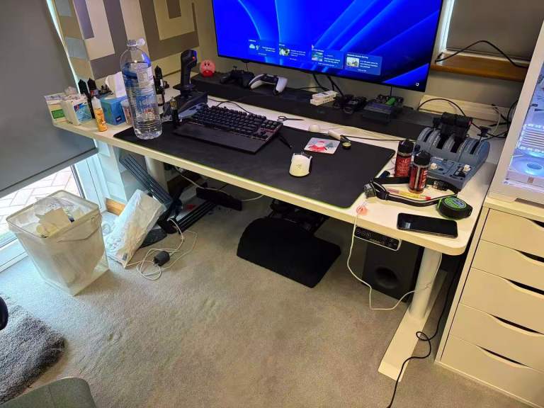 Flexispot height adjustable office desk