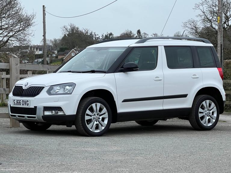 2016 Skoda Yeti 2.0 TDI CR SE L 5dr FULL SERVICE HISTORY  HATCHBACK Diesel Manual