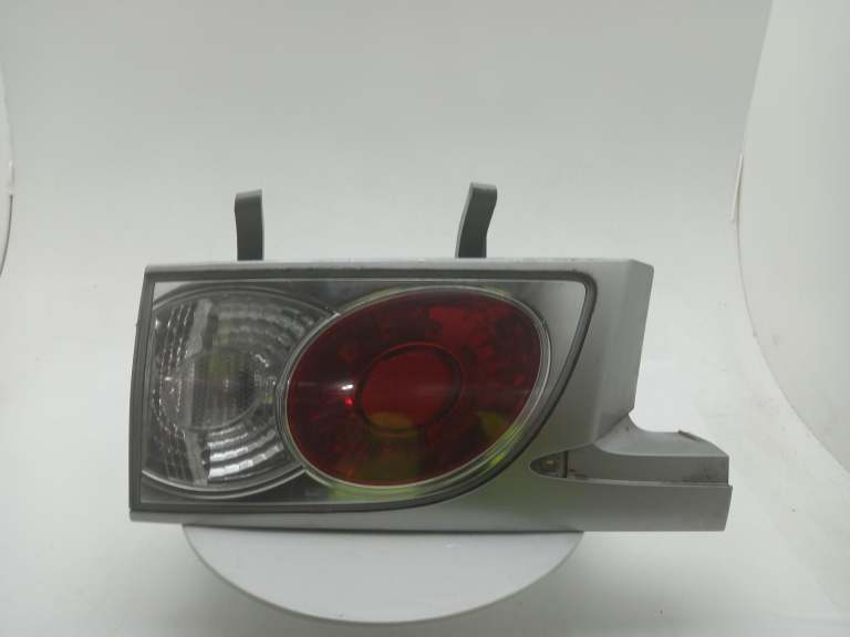 Toyota Estima Tail Light Rear Lamp O/S 2000-2006 Unknown Mpv Rh