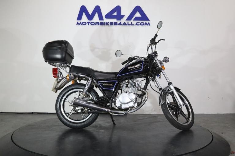 SUZUKI GN125 GN 125 2011