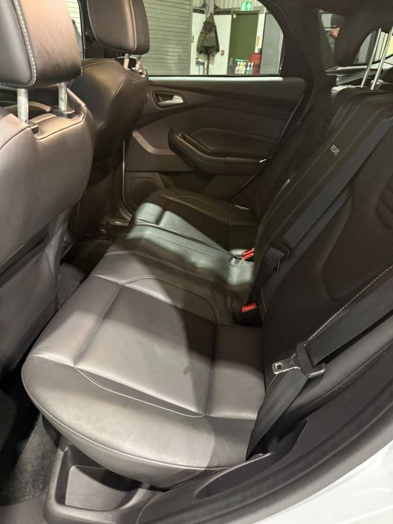 2013 Ford Focus 2.0T EcoBoost ST-3 Hatchback 5dr Petrol Manual Euro 5 s/s 250 ps Top Spec  Hatchb...