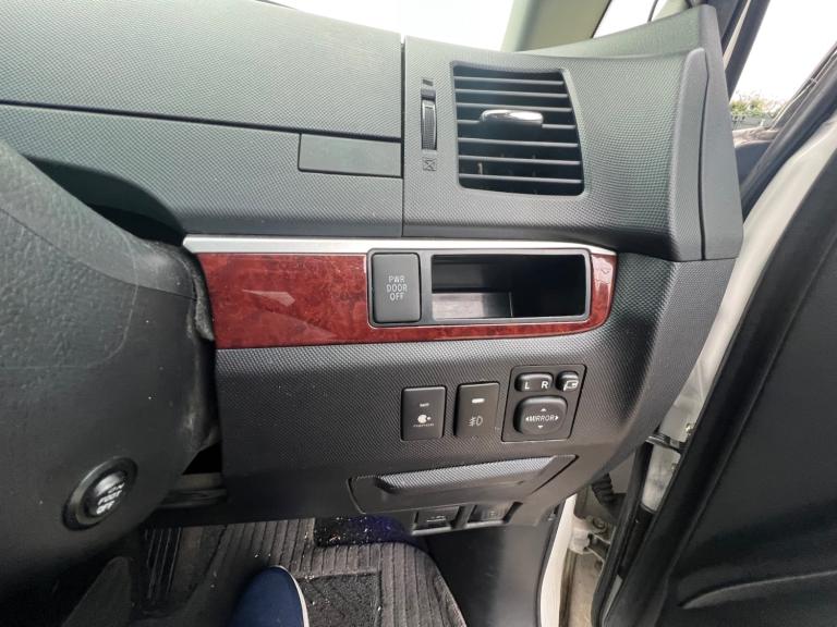 2024 Toyota Estima 2.4 Automatic 7 Seater. 83000 Miles. PETROL. Apple Car Play NAV. CAM. PX OK MP...