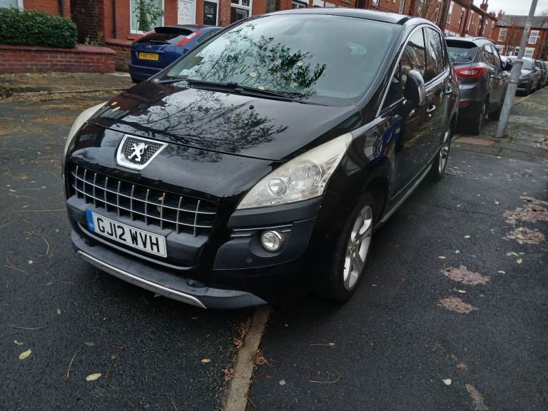 Peugeot, 3008, Hatchback, 2012, Semi-Auto, 1560 (cc), 5 doors