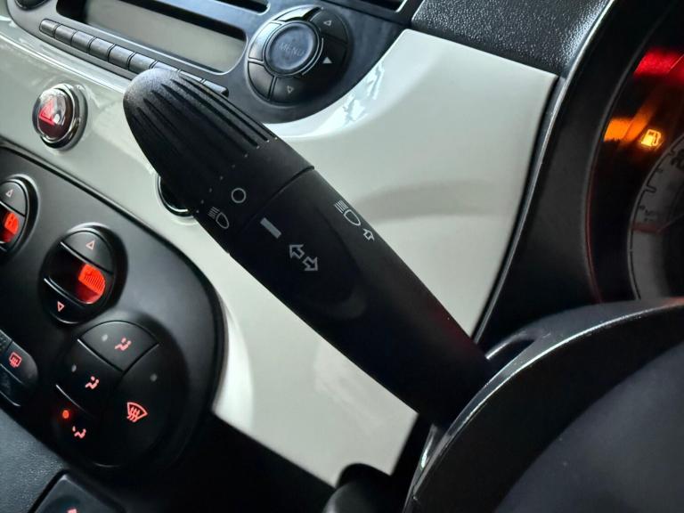 2015 Fiat 500 1.2 Lounge 3dr Dualogic [Start Stop] HATCHBACK PETROL Automatic