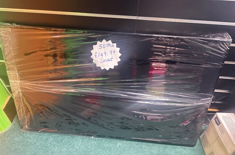 Digihome 50” Smart 4K TV | Ambient Light | Model 5055IUHDS | Remote