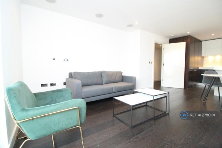 1 bedroom flat in Moore House, London, SW1W (1 bed) (#2780101)