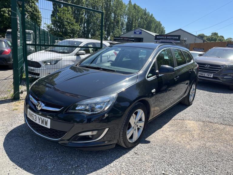 2014 Vauxhall Astra 2.0 CDTi SRi Sports Tourer 5dr Diesel Auto Euro 5 (165 ps) Estate Diesel Auto...