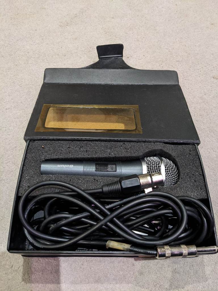 Bolun Microphone with Cable and Case – Good Condition