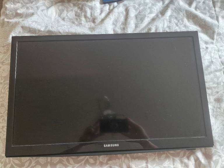 Samsung LCD TV – Good Working Condition