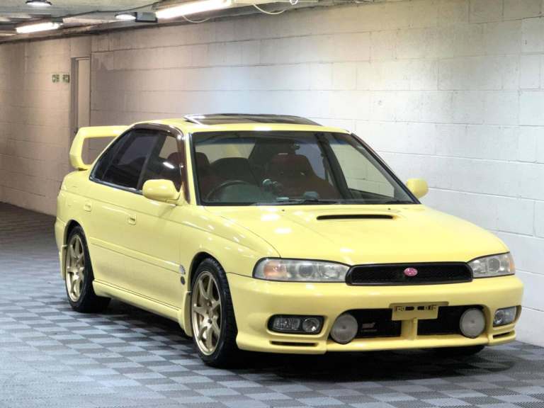Subaru Legacy RS Sedan [BD5] 2.0 EJ20R DOHC Twin-Turbo Petrol Manual