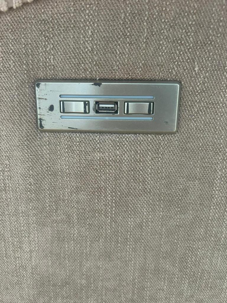 Electric Recliner chair with USB