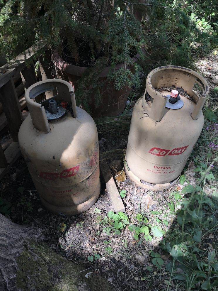 TWO 13KG FLO GAS BOTTLES FOR SALE