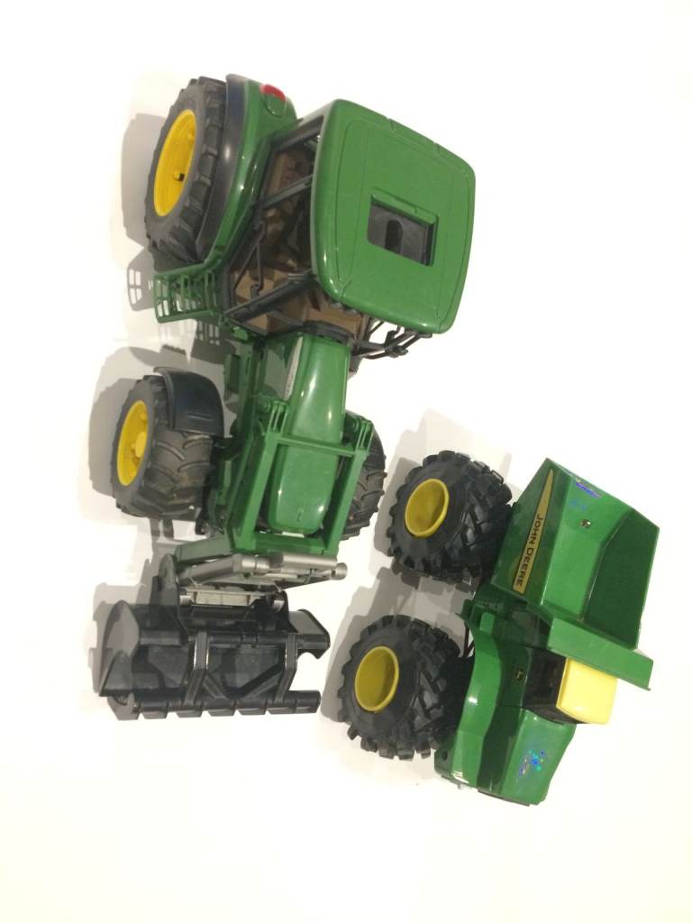 Tractor dumper John Deere