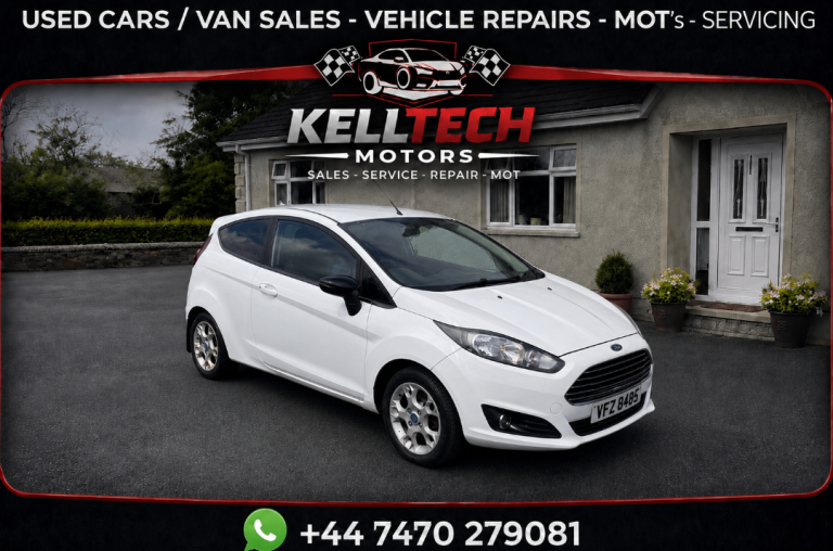 Ford, FIESTA, Hatchback, 2015, Manual, 1241 (cc), 3 doors