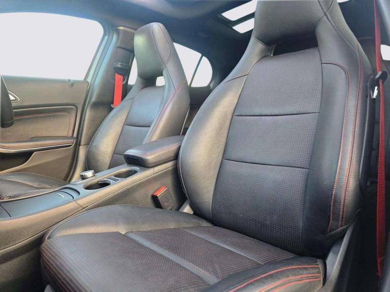 2016 Mercedes-Benz GLA GLA 220d 4Matic AMG Line 5dr Auto [Prem Plus] ESTATE DIESEL Automatic