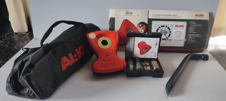 Used Alko Swift Storm 14" Insert 25 Kit