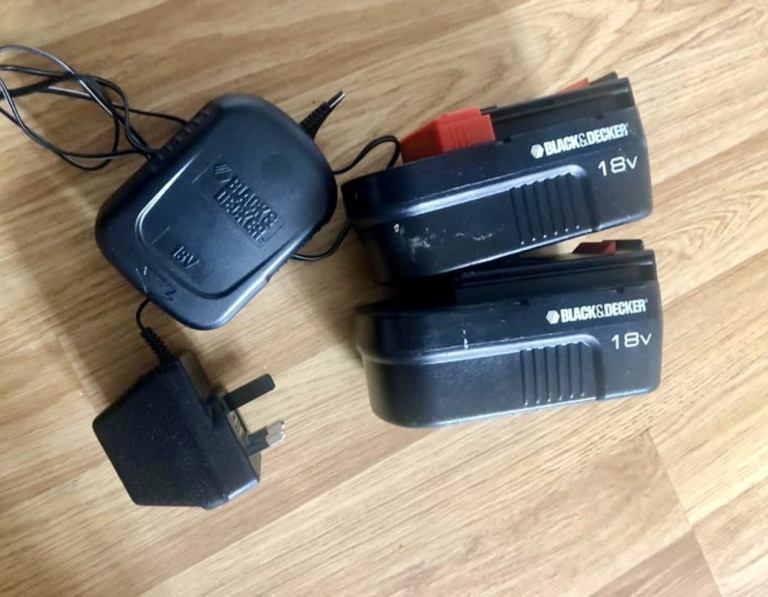 Black&decker a18e batteries & charger 