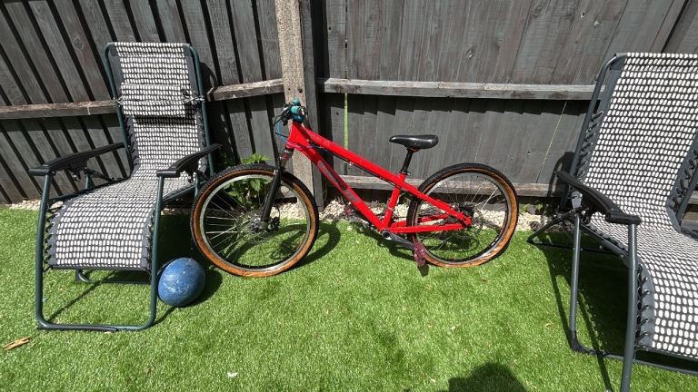Custom dirt jumper Bike