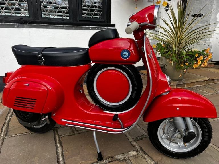 1967 VESPA SS90