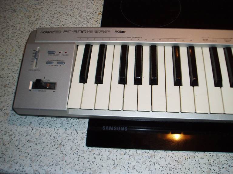 Roland MIDI controller