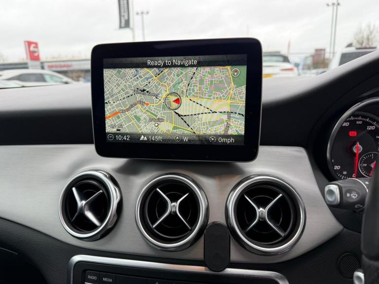 2017 Mercedes-Benz GLA GLA 220d 4Matic AMG Line Prem Plus 5dr Auto ESTATE DIESEL Automatic