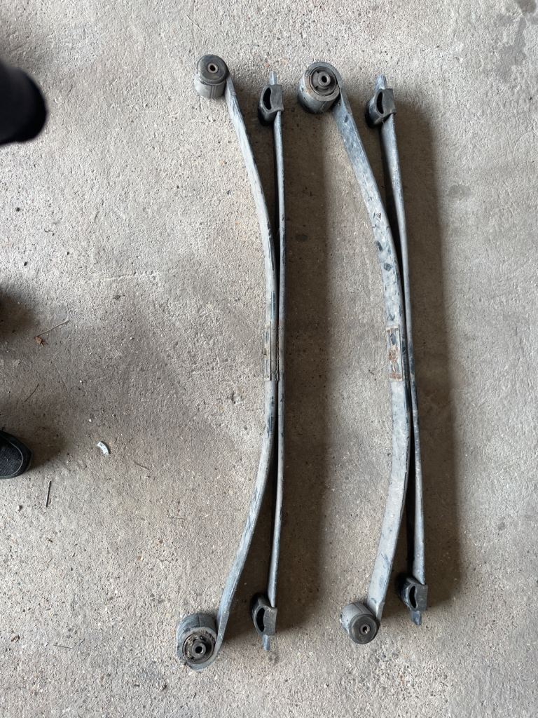 TRANSIT TIPPER LEAF SPRINGS MK 8