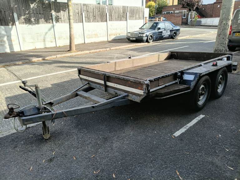 Trailer