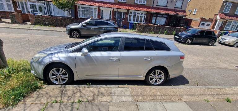 Toyota, AVENSIS, Estate, 2009, Semi-Auto, 1986 (cc), 5 doors