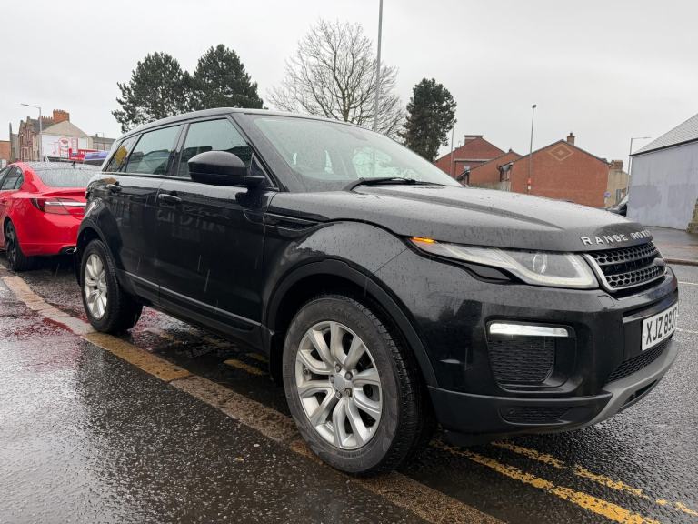 Land Rover R ROVER EVOQUE SE TECH TD4 / LOW MILES 56000 / NEW MOT / 4X4 /AUTO
