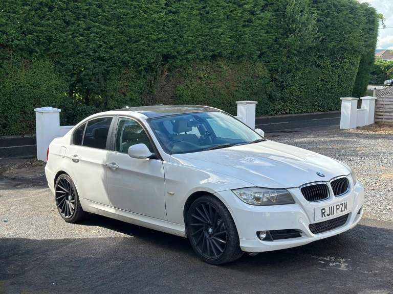 AUTOMATIC BMW 3 SERIES 2.0 DIESEL - MOT’D, FSH, HIGH SPEC