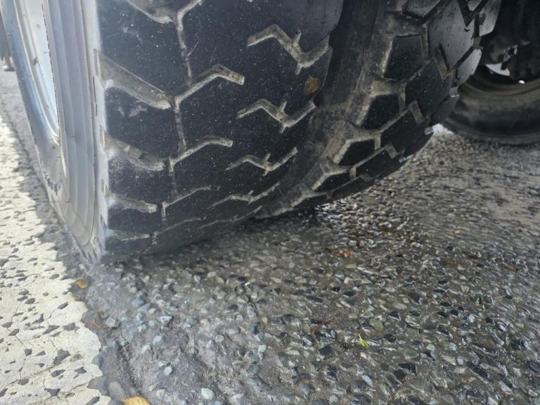 2019 DAF LF 230 18 TON GROSS 4X2 with Hyvalift Skip Gear