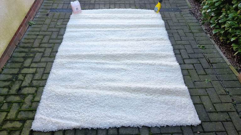 California White Rug 160x230