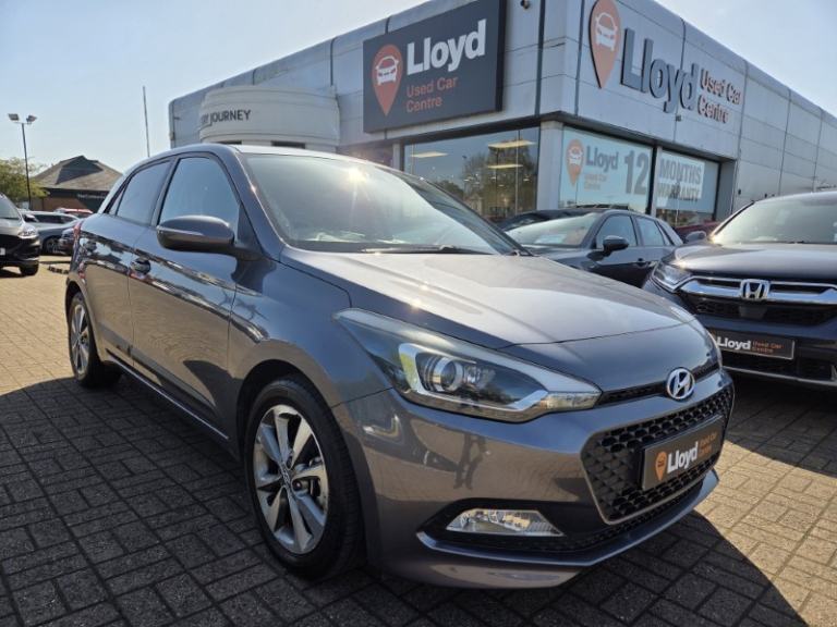 HYUNDAI I20 1.4 CRDi Premium 5dr