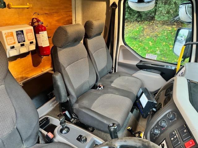 2017 67 DAF LF 180 E6 11ft tipper, front drop side swing lift tar chutes tow bar