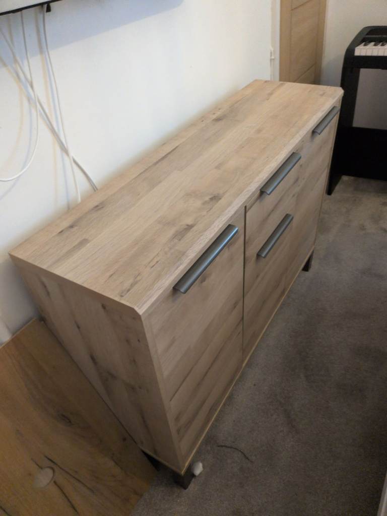 Sideboard 