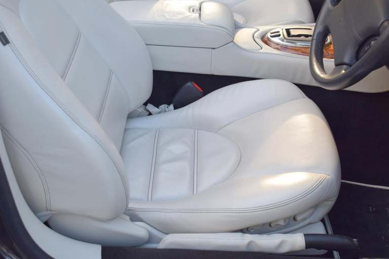 2005 Jaguar XK8 4.2 2dr Auto CONVERTIBLE PETROL Automatic