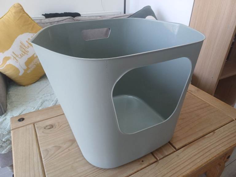 Large Cat Litter Box
