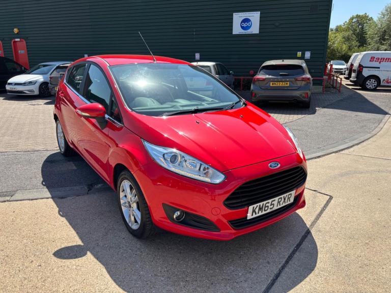 2015 Ford Fiesta 1.25 Zetec Euro 6 5dr HATCHBACK Petrol Manual