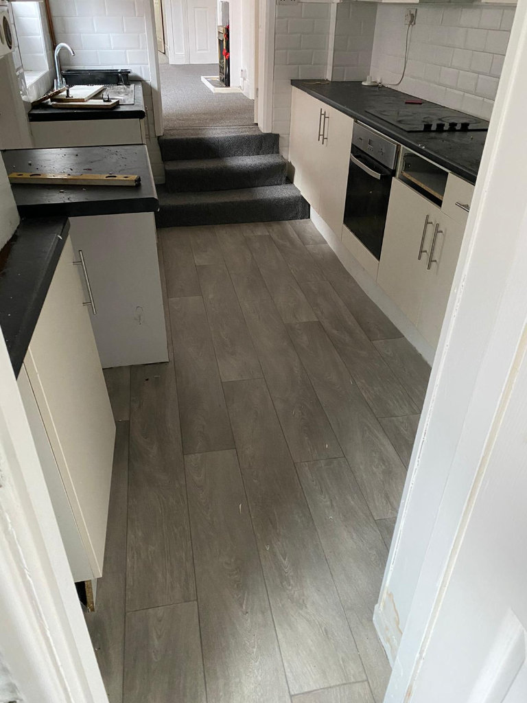 Nice 2 bed ground floor flat on Faraday Grove. NE8 4UL. GATESHEAD