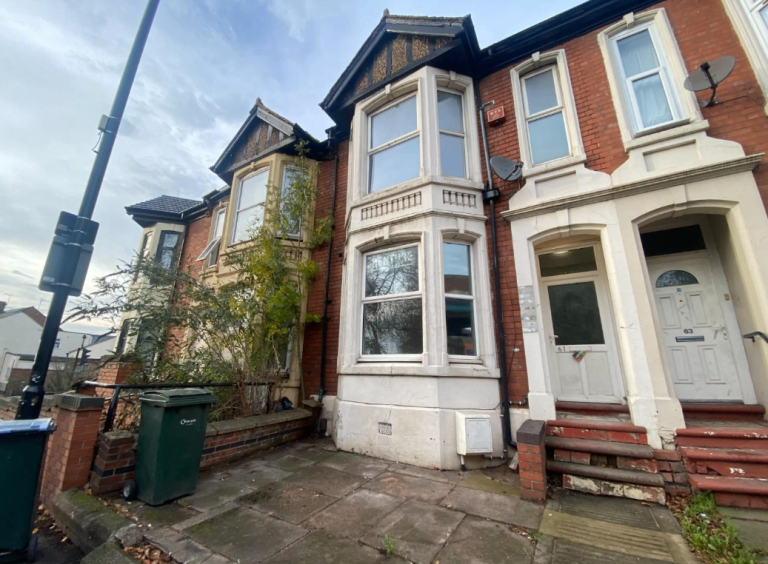 Flat A, Walsgrave Road, Coventry – £950 PCM