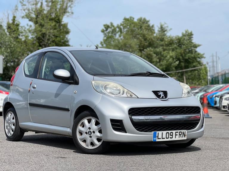 2009 Peugeot 107 1.0 Urban 3dr 2-Tronic HATCHBACK Petrol Automatic