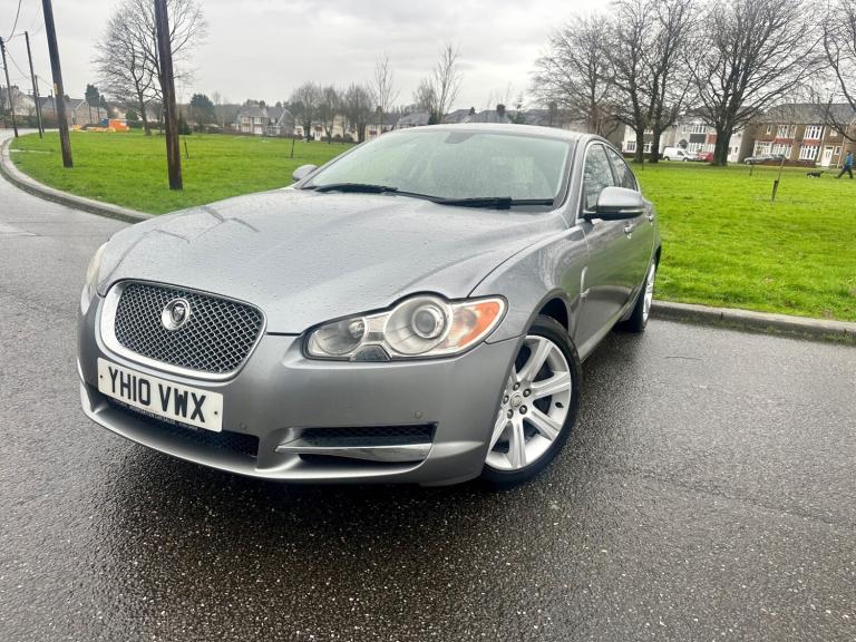 2010 Jaguar XF 3.0d V6 Luxury 4dr Auto SALOON Diesel Automatic