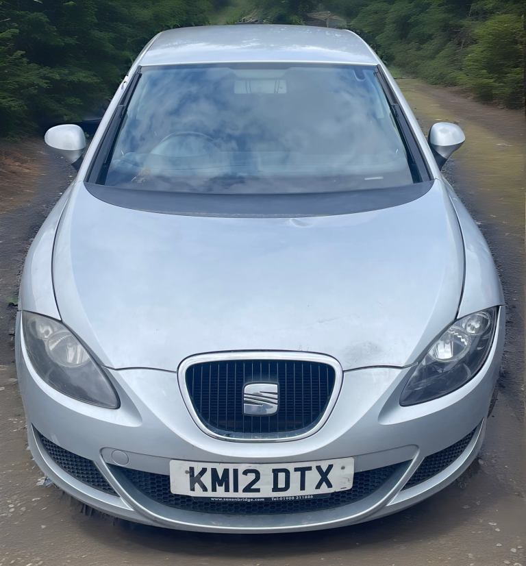 Seat Leon 1.6 TDI 2012 Silver Spares or Repairs Breaking for Parts