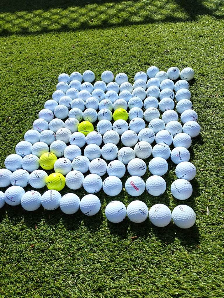 Golf balls 