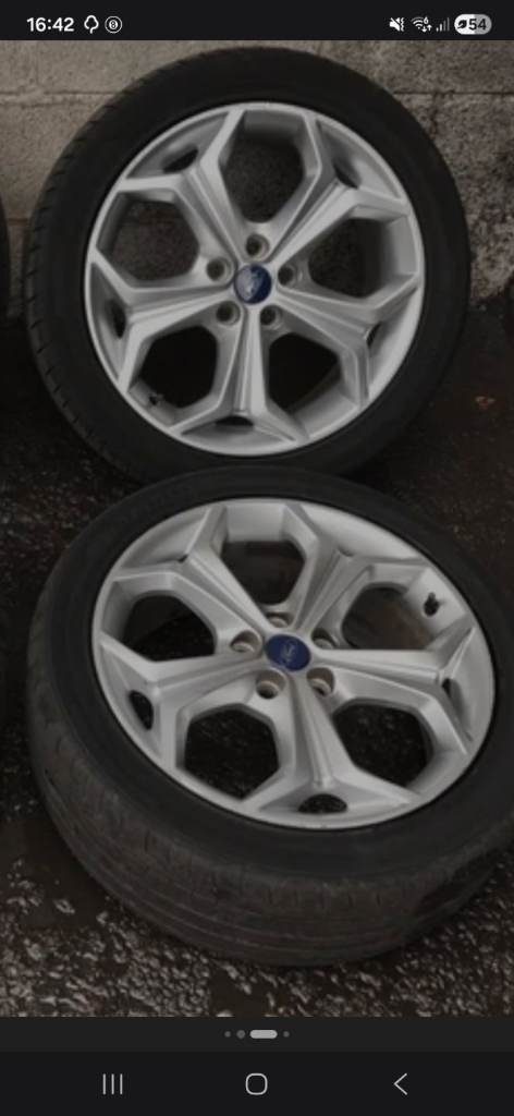 wheels and tyres ford smax titanium xsport
