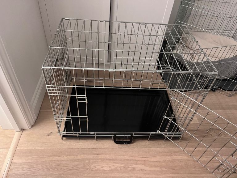 NEW- Lords and Labradors Medium crate