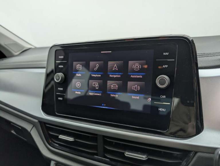2022 Volkswagen T-Roc 1.0 TSI Life SUV 5dr Petrol Manual Euro 6 (s/s) (110 ps) PARK ASSIST+BLUETO...