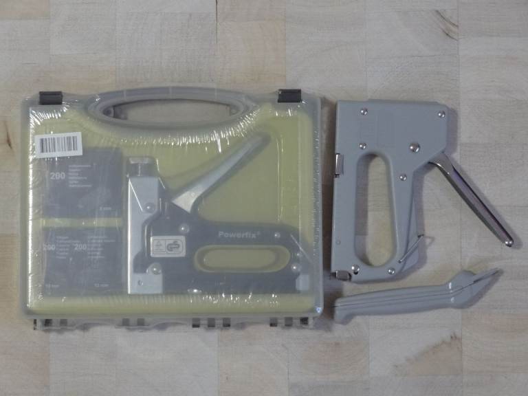 Powerfix Staple Gun - new and sealed
